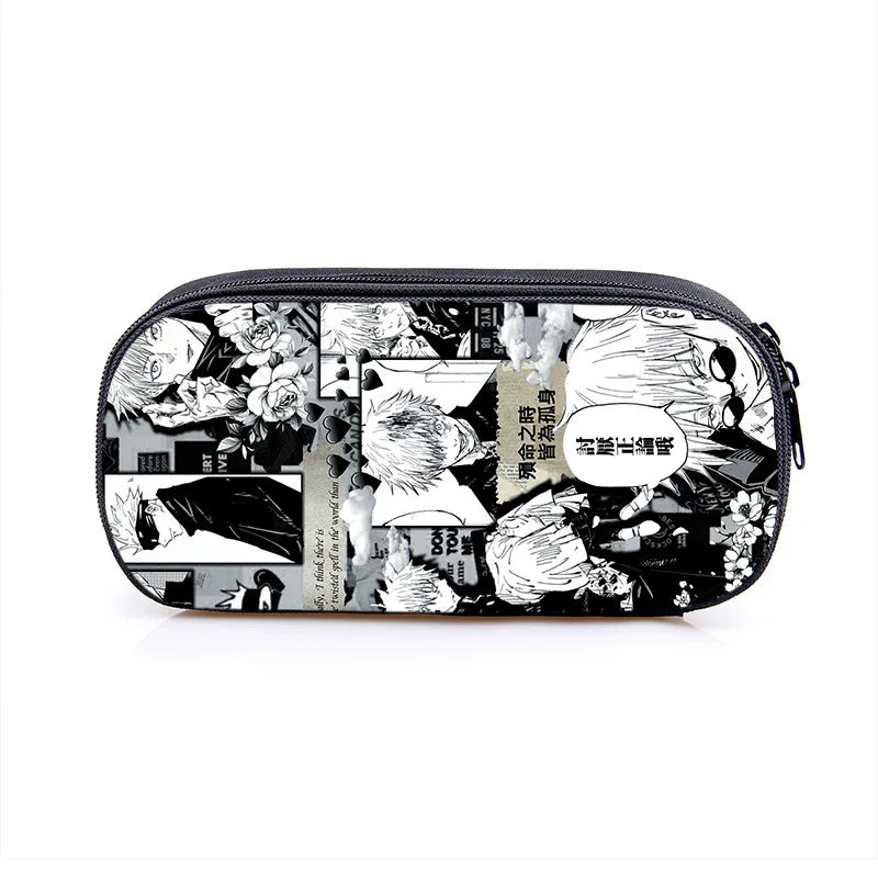 Trousse zippée noire et blanche à motif manga en collage, format trousse