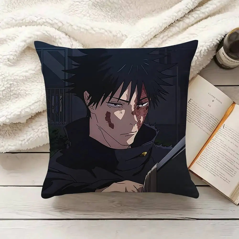 Coussin noir décoratif avec portrait Megumi style manga