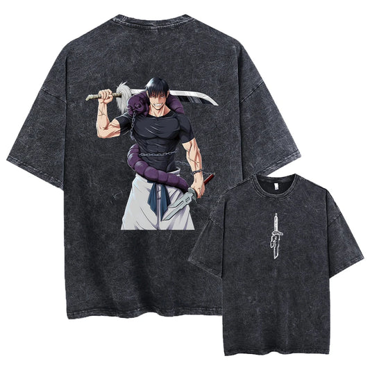 Camiseta negra desgastada con gran imagen de personaje en la parte trasera y motivo en la parte delantera