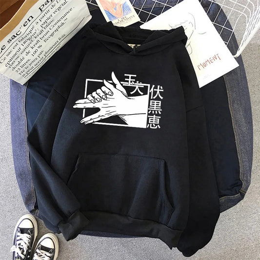 Pull à capuche noir avec grand motif blanc devant et poche kangourou