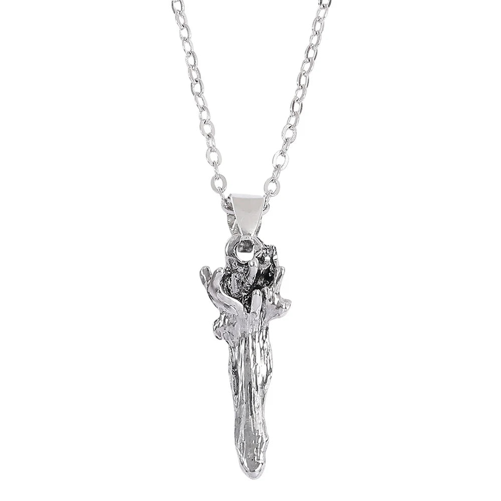 Collier jujutsu Kaisen, pendentif doigt Sukuna argenté stylisé, vue de face