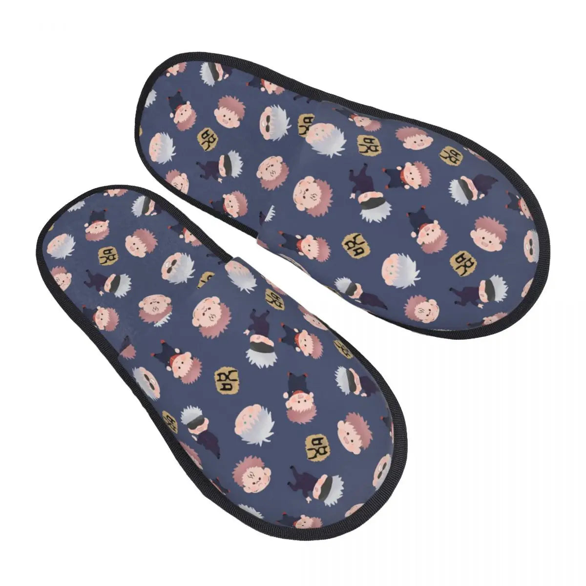 Chaussons bleu nuit à motifs chibi sur toute la surface, semelle noire contrastée