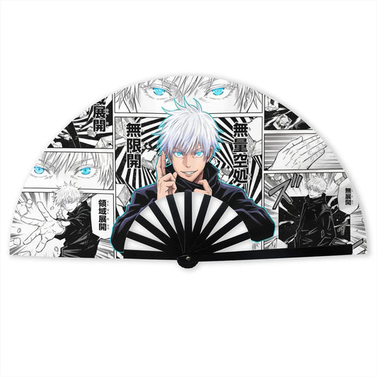 Éventail pliable noir et blanc avec illustration de Gojo et poignée noire.