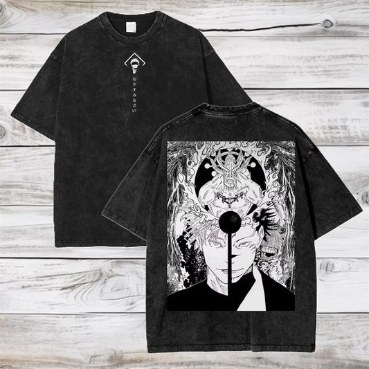 T-shirt noir manches courtes, col rond, imprimé visage manga centré.