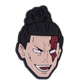 Pin Jujutsu Kaisen Cicatriz Roja Sonrisa