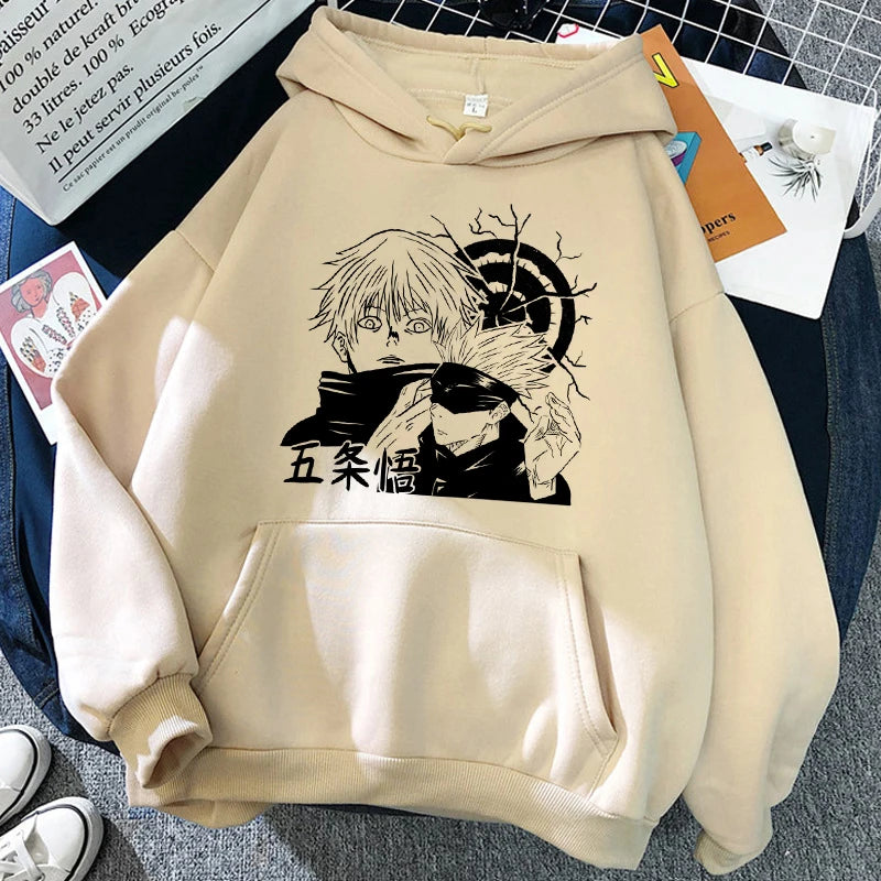 Haut à capuche beige clair avec poche kangourou et grand motif imprimé noir